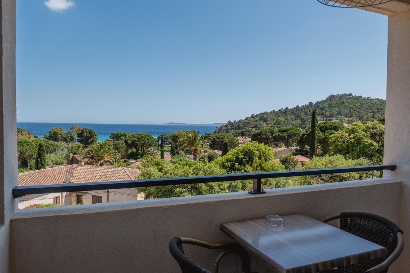 Hotel Beau Site Le Lavandou Εξωτερικό φωτογραφία