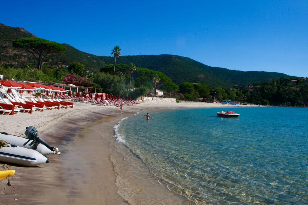 Hotel Beau Site Le Lavandou Εξωτερικό φωτογραφία